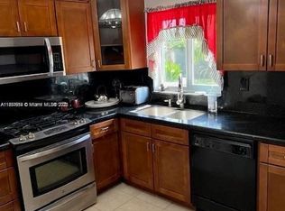 16041 SW 104th Ave, Miami, FL 33157