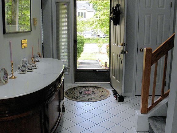 Enter this luxury townhouse