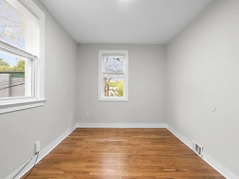 693 Dixwell Ave #2 — Photo 9