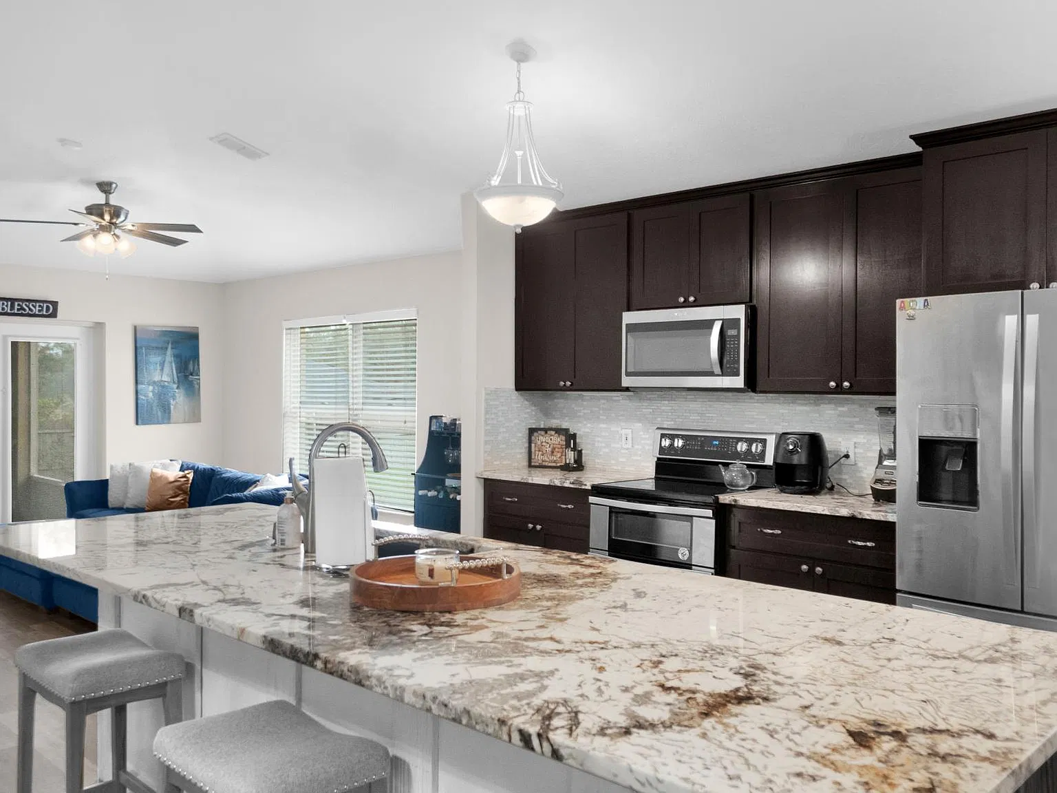 631 Doe Cove Pl — Photo 3