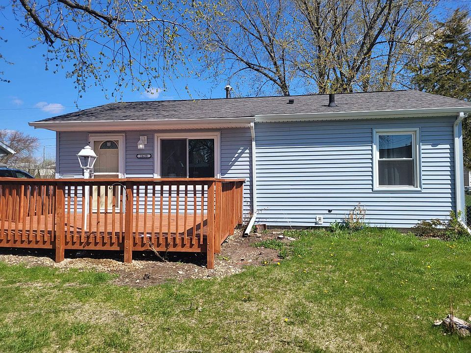 1st image of 1638 Oakwood Dr