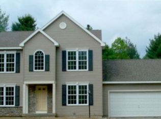 275 Thais Rd, Averill Park, NY 12153