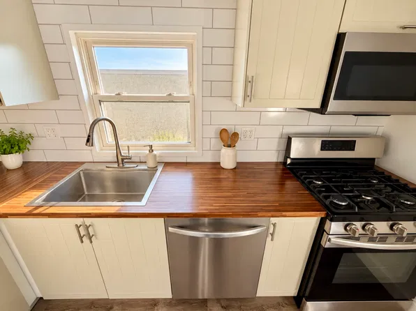 6 Central Ave Floor 2, Lodi, NJ 07644