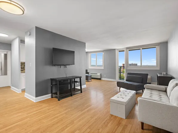 100 Manhattan Avenue image 1 of 16