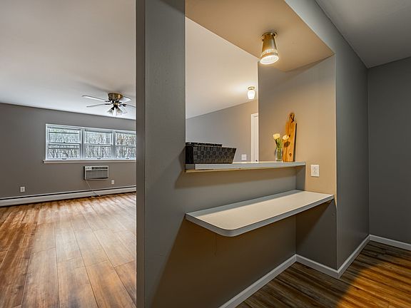 5th image of 1609 E State St #11180631