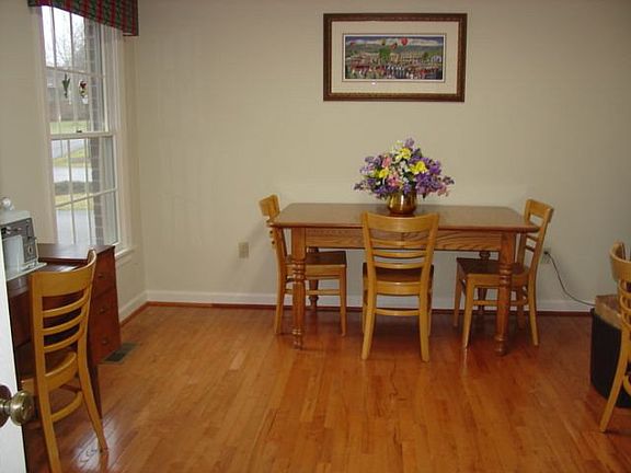 4th image of 490 N Court St #18