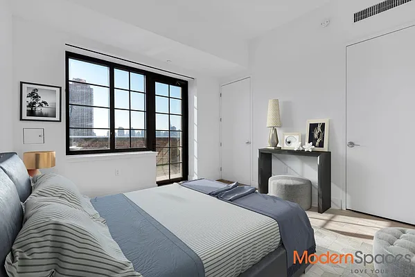 Sold by Modern Spaces | media 2