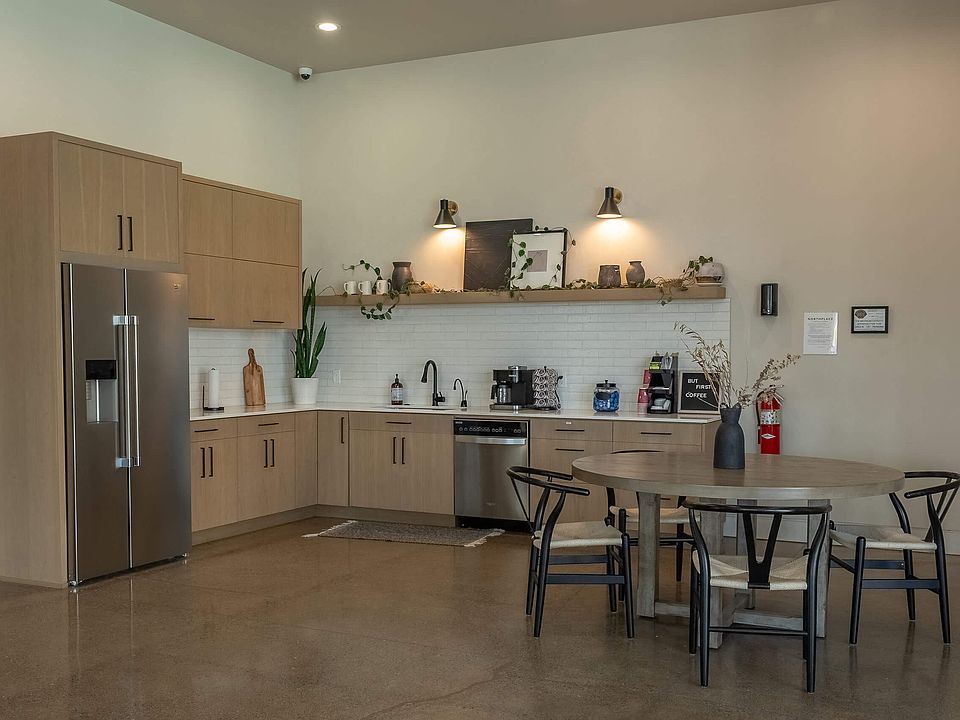 1st image of 4650 Hazelgreen Rd NE #5255-304