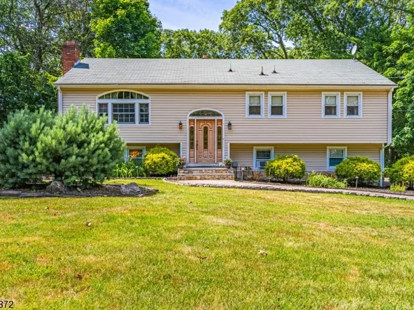 34 Sweetman Ln, West Milford Twp., NJ 07480