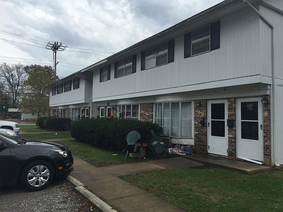 2nd image of 1407 N Main St APT 1B