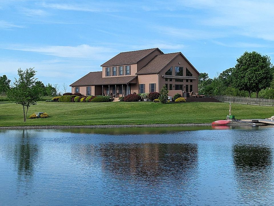 1st image of 427 Bullock Rd
