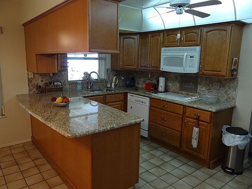 2nd image of 4810 N Shirley Dr