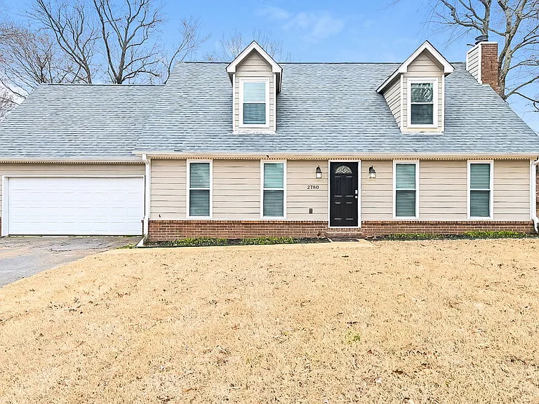 2780 White Oak Dr — Photo 1