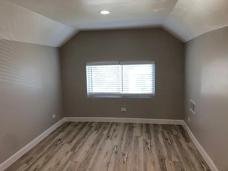 3102 Scoville Ave — Photo 17