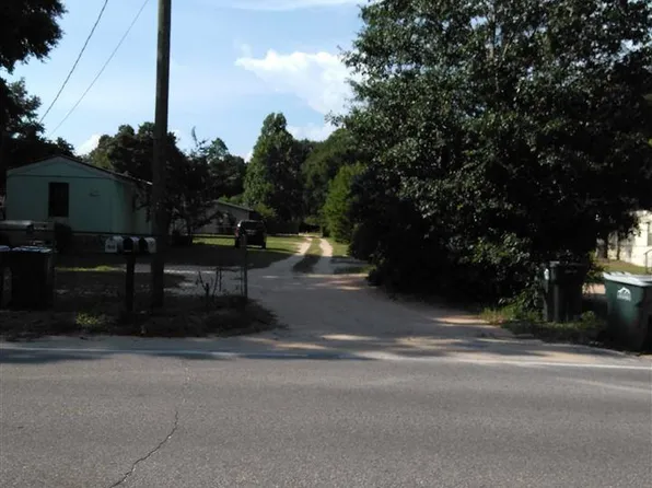 6154 Carroll Rd, Milton, FL 32583