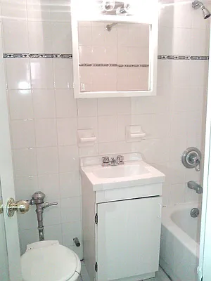 Rented by Paley Management | media 11