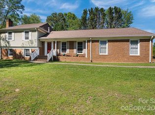 1407 Lakeview Dr, Monroe, NC 28112