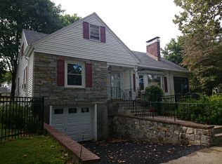 3 Carlson Cir, West Roxbury, MA 02132