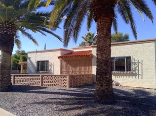 101 E El Naranjo, Green Valley, AZ 85614