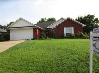 14 Pecan Valley Cir, Nash, TX 75569