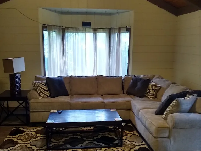 5112 Pierce St — Photo 3