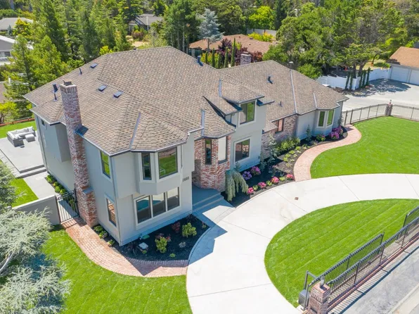 2665 Butternut Dr, Hillsborough, CA 94010