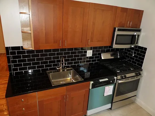 Rented by Vassiliou Group | media 12