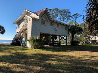 2538 Highway 98 E, Carrabelle, FL 32322