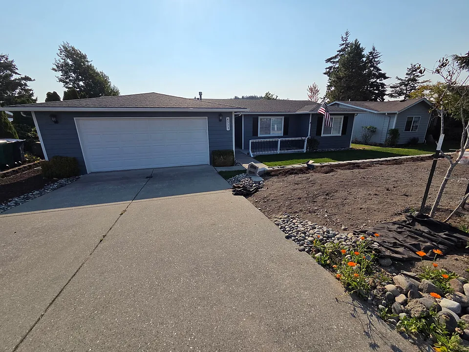 4323 Glasgow Way
