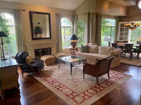 3rd image of 32714 Wellbrook Dr