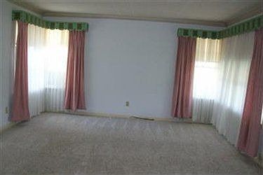 2nd image of 20834 Fairpark Dr