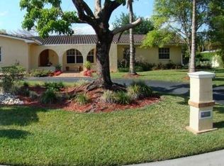 9721 SW 147th St, Miami, FL 33176