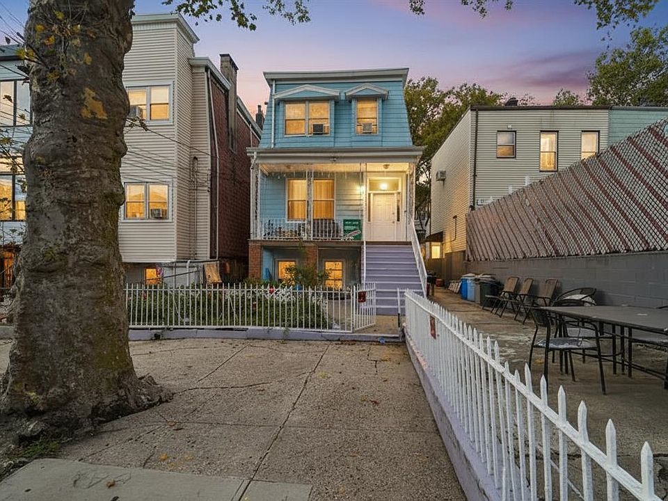 1st image of 84 Waverly St