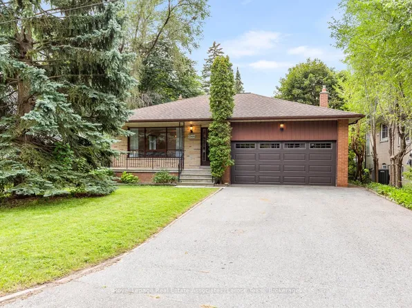 1344 Kenmuir Ave, Mississauga, ON L5G 4B4