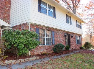 1936 Stonebrook Dr, Knoxville, TN 37923