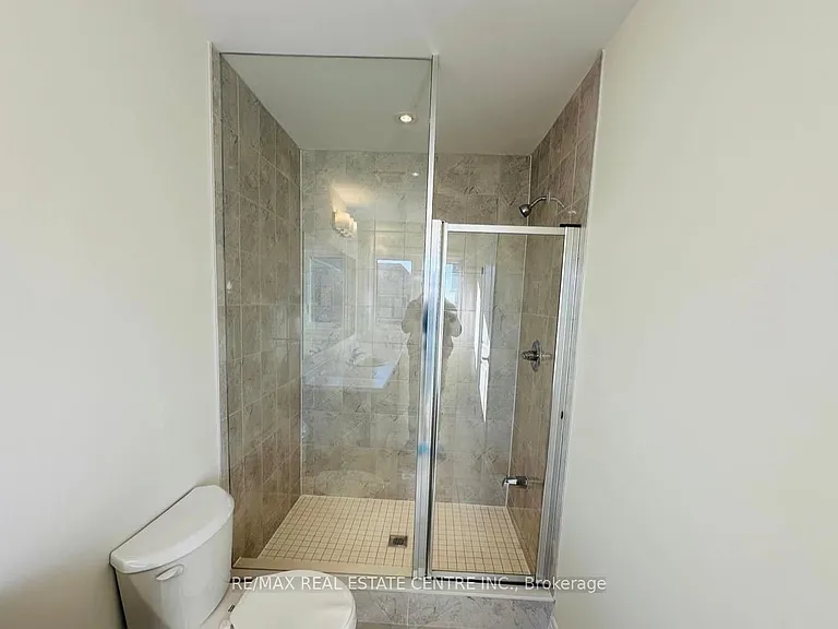 673 Ribstone Ct — Photo 11