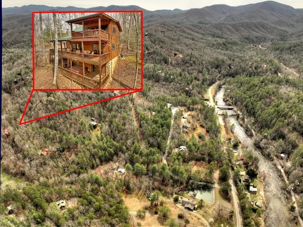 175 White Tail Ridge Rd, Blue Ridge, GA 30513