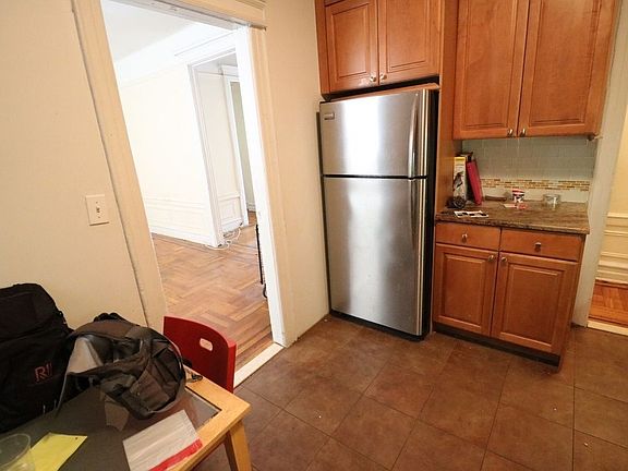 4th image of 95 Eastern Pkwy APT 2C