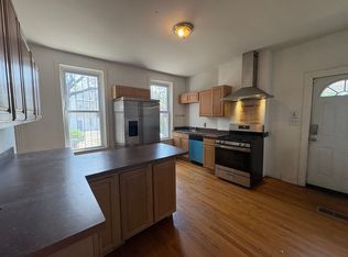 2506 N Calvert St, Baltimore, MD 21218
