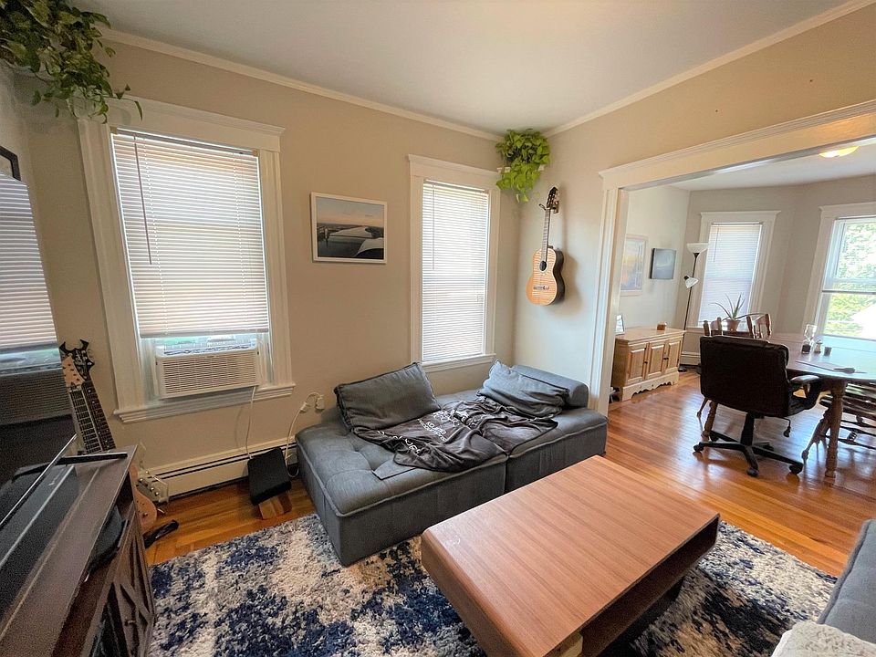 1st image of 19 Belmont Sq #3