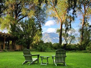 109 Mabel Dodge Ln, Taos, NM 87571