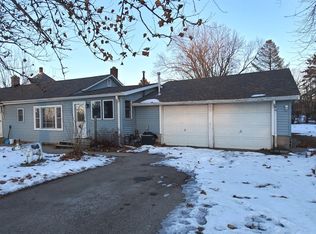 6018 Hickory St, Harvard, IL 60033