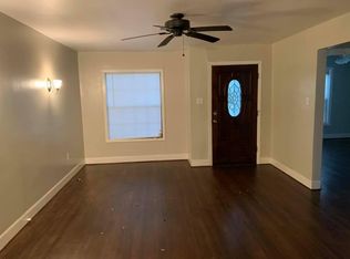 705 E Humble St, Baytown, TX 77520