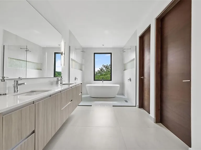 939 Isla Norte — Photo 16