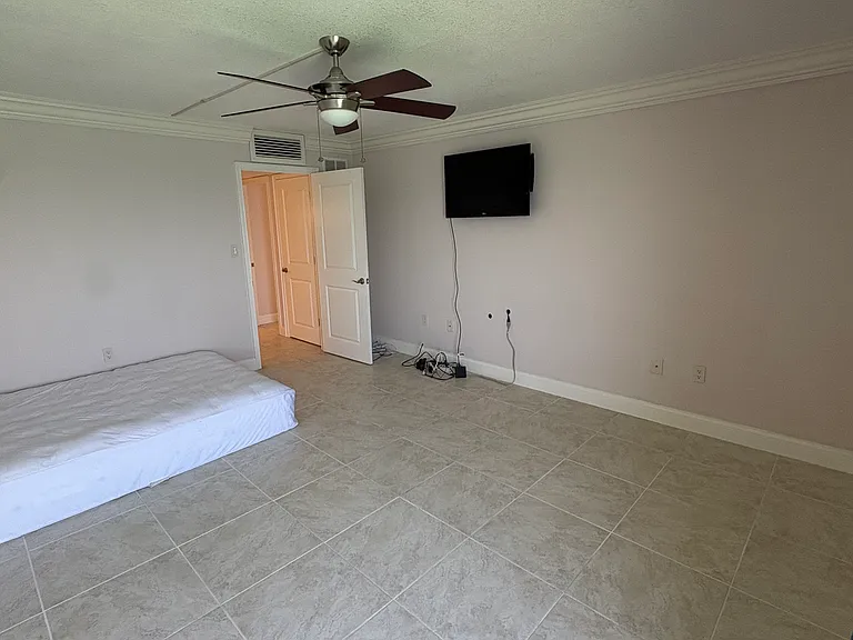 450 S Gulfview Blvd #407 — Photo 6