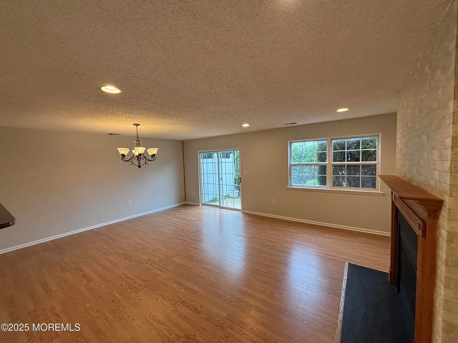 2 bed, 2.5 bath, 1854 sqft, $3,000 — Photo 3