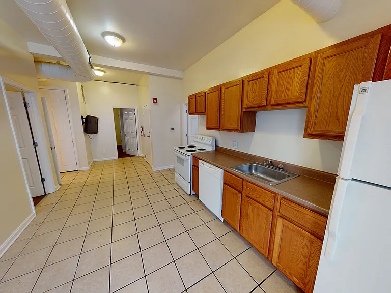 345 Calhoun St — Photo 3