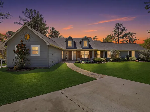 20003 Country Lake Dr N, Magnolia, TX 77355