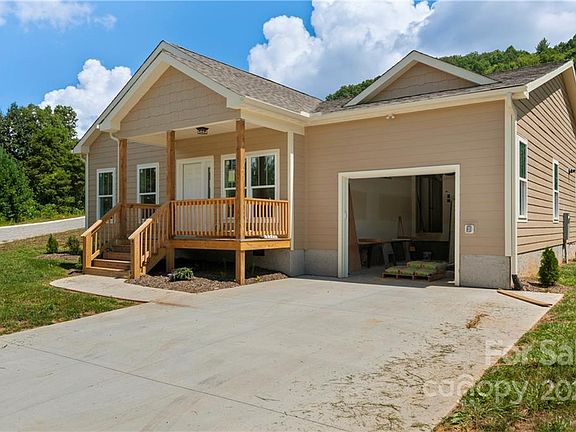 2nd image of 151 Daniel Ln #5