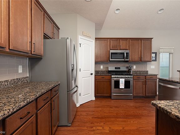 5th image of 1563 Villa Grande Dr